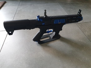 Afbeelding van Arp 9 bleu nieuw in doos