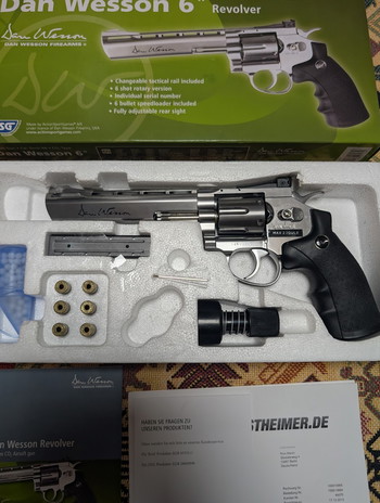 Image 2 pour ASG Dan Wesson 6 Zoll 6mm BB CO2 Revolver chrom