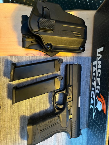 Imagen 3 de Lancer Tactical LT-32 DMR + WE-tech GP1799 GBB pistol