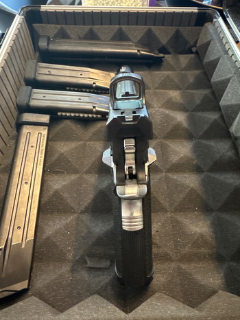 Afbeelding 3 van Tokyo marui hi capa Dor