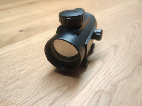 Afbeelding van 40 mm red dot