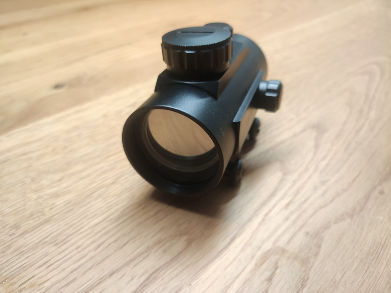 Afbeelding 1 van 40 mm red dot