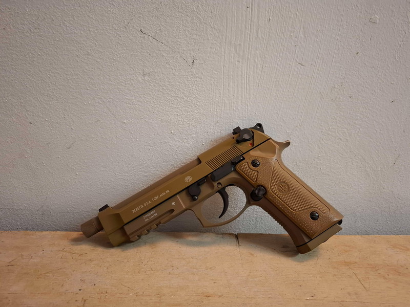 Imagen 1 de Umarex M9A3 Co2 - NIEUWSTAAT - F-MARK