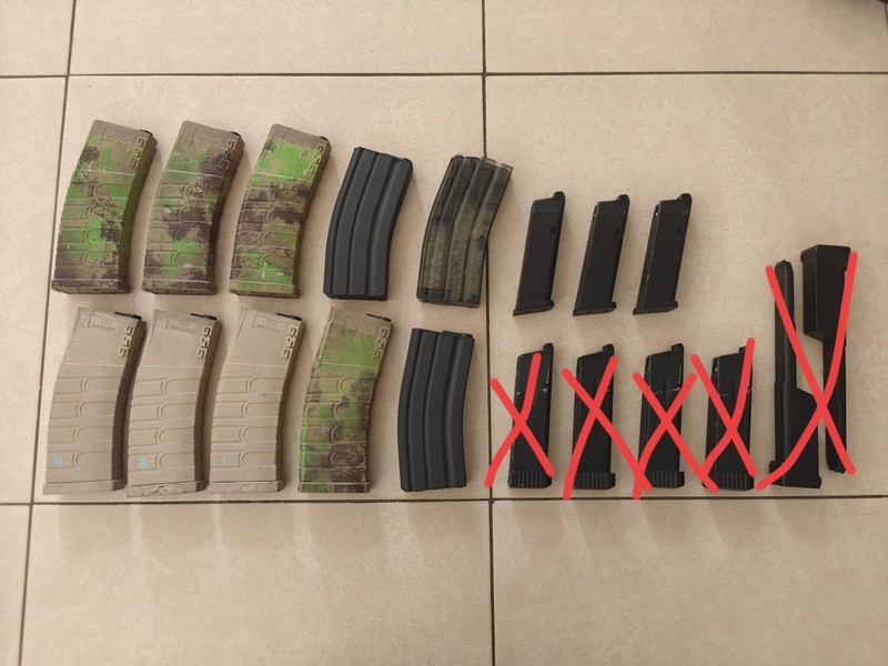 Bild 1 für UITVERKOOP!!! (Glock & M4 mags, ...)