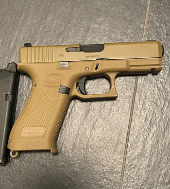 Image 2 for Officieel geliceerde Glock 19x Nieuw met f mark