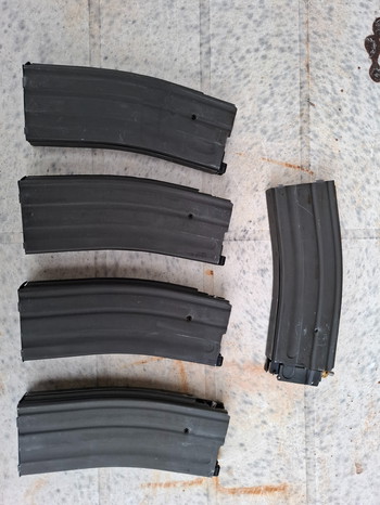 Bild 2 für GHK V.1 | CO2 | GHK/INOKATSU/WA | 4 Magazines + 1 Spare Parts | Airsoft