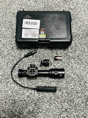 Imagen 4 de Night Evolution M600U Taktische LED-Soft-Lampe, 450 lm, militärisches Licht