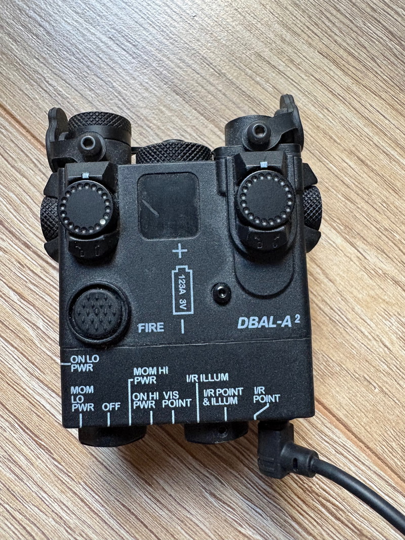 Imagen 1 de Tactical PEQ DBAL-A2 (Green + IR Laser + White Light)