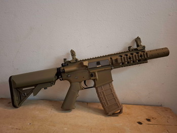 Afbeelding 3 van Cybergun Colt M4 - AEG - FULL METAL