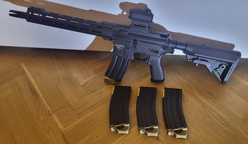 Bild 4 für Full metal Novritsch M4 / SSR4 with mags and red dot