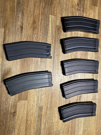 Afbeelding 3 van 7 gbb Magazine VFC m4 V3 + KWA LM4