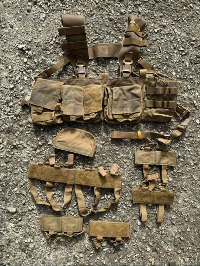 Afbeelding 1 van Mayflower GEN VI Pusher Chest Rig Coyote Brown