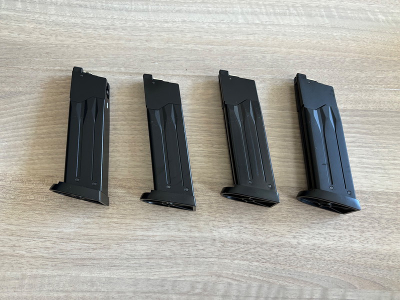 Afbeelding 1 van 4x MK23 / SSX23 magazijn met Tridos mag followers