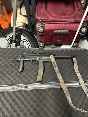 Image 2 pour HK MP7 A1V2 3 mags. GBB nieuw.