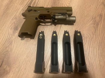 Bild 3 für Sig Air Proforce Sig Sauer P320 M17 tan GBB/CO2