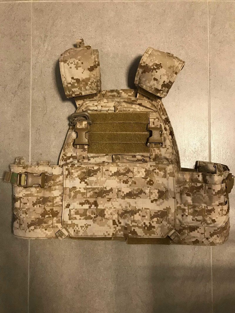 Image 1 for Velocity systems Mayflower plate carrier digital desert + dummy plates + pouches