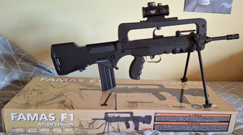 Image 3 for AEG FAMAS