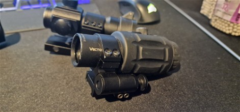 Afbeelding van Vector optics 3x magnifier w/ flip side mount