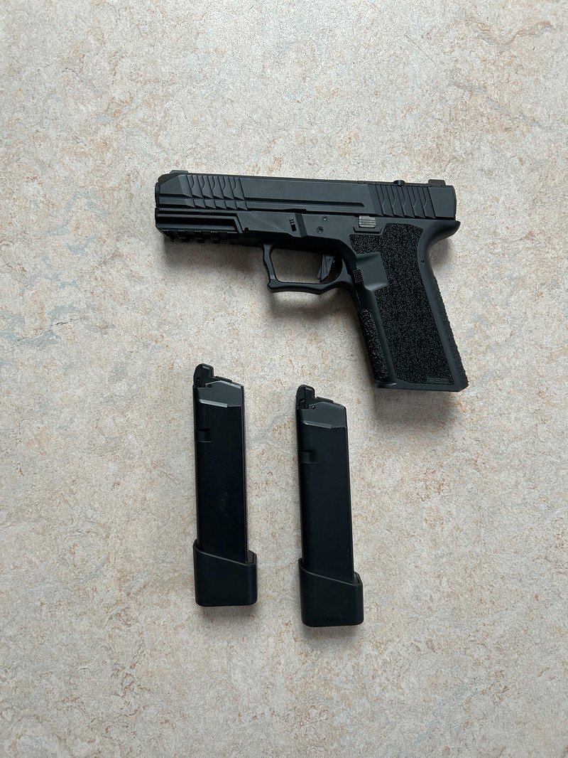 Image 1 pour Glock P80