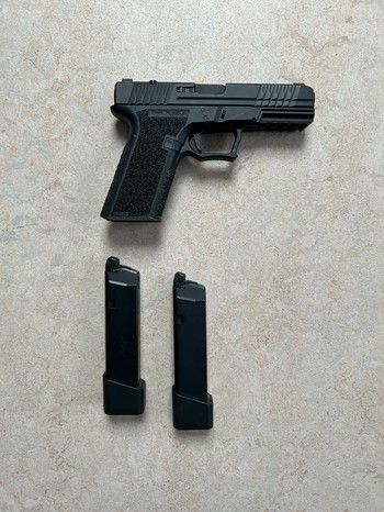 Image 2 pour Glock P80