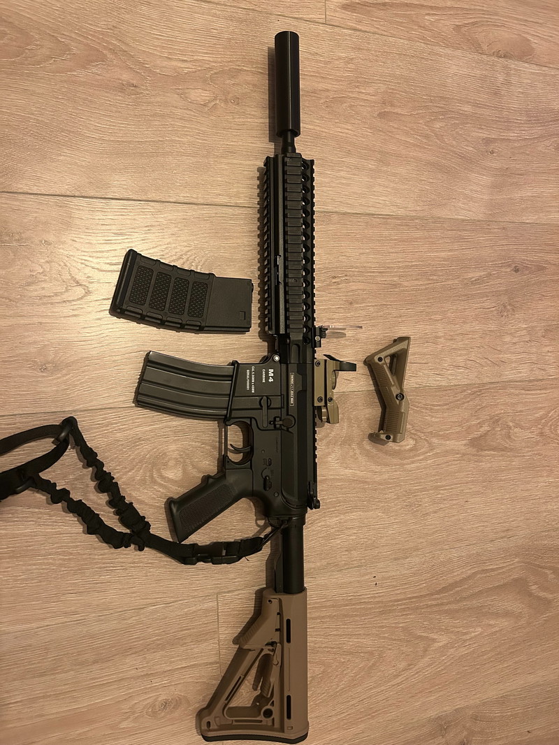 Bild 1 für Classic Army M4/M16 met Demper