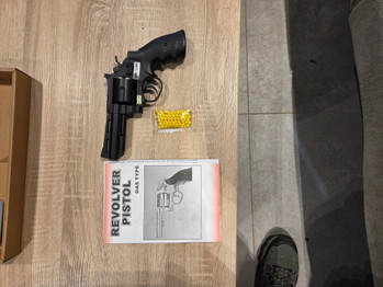 Image 2 for HFC airsoft revolver