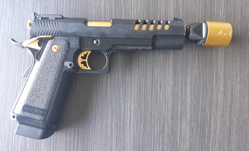 Bild für Hi-Capa 5.1 Gold Match | GBB | Tokyo Marui met silencer  SLR