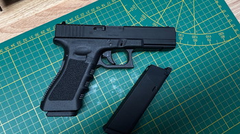 Image 5 for Umarex GHK Glock 17 Gen3 STEEL slide (art.no: 2.6472) met 2 magazijnen