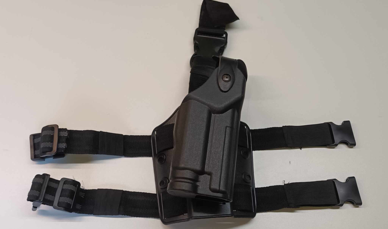 Imagen 1 de Universal holster & zwarte swat helm