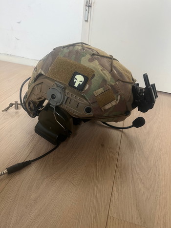 Afbeelding 2 van Warrior Assault Systems DCS Plate Carrier Multicam + Helm + Night Vision (complete set)