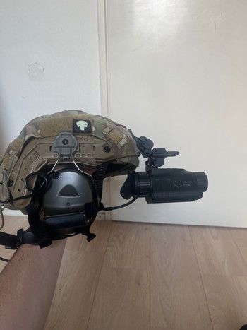 Afbeelding 4 van Warrior Assault Systems DCS Plate Carrier Multicam + Helm + Night Vision (complete set)