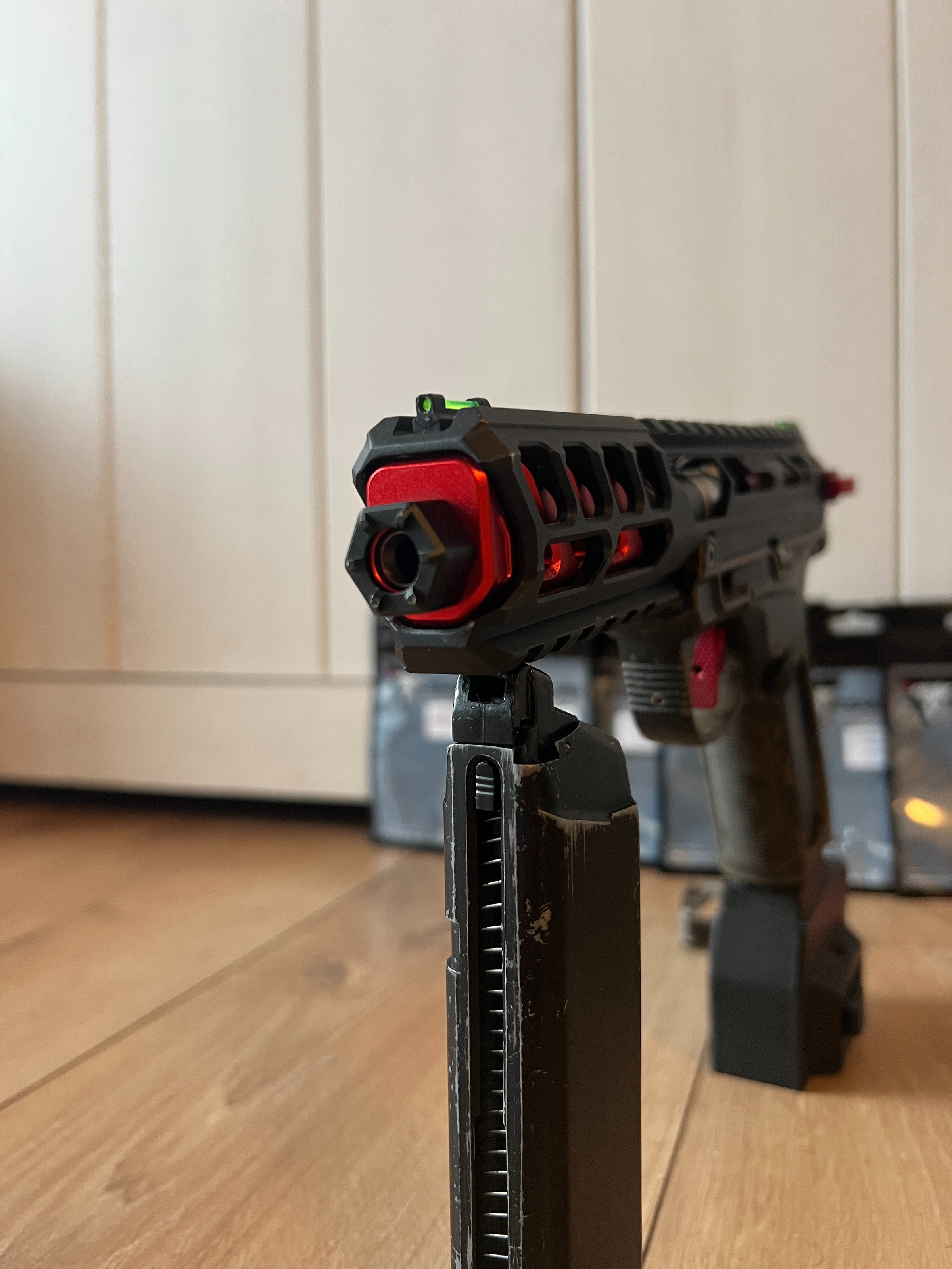 Aap01 Speedsoft, HPA, with adapter - Airsoft Bazaar