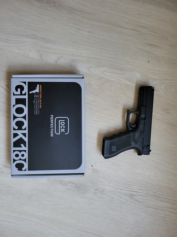 Imagen 3 de Glock 18C Met Belt Setup + 3 Extended mags