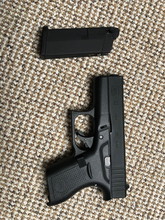 Image pour Glock 42. In nieuwstaat. 1 magazijn.