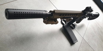 Afbeelding 5 van RRA LAR 15 met red dot en silencer