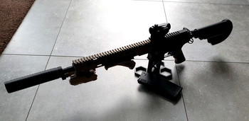 Afbeelding 8 van RRA LAR 15 met red dot en silencer