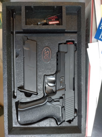 Image 3 for Einde hobby: 2 aanvalsgeweren, sidearm en granaten