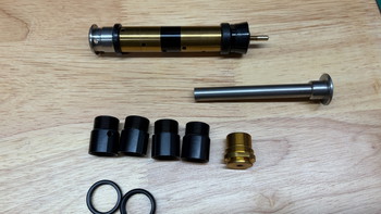 Afbeelding 2 van STALKER Scorpion Piston VSR10 + Spring Guide