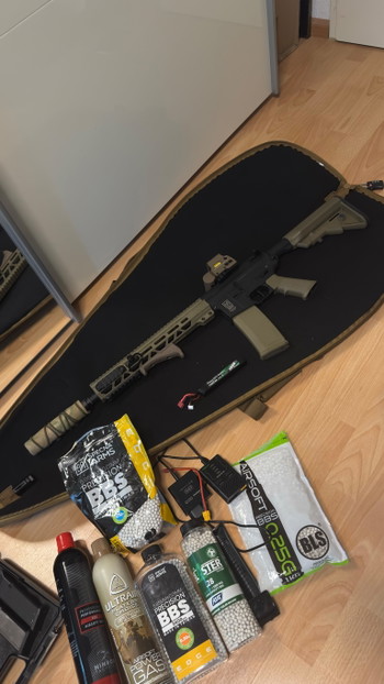 Image 2 for Airsoft Komplettset Specna Arms M4 Edge  Novritsch SSP18 + Plattenträger + Zubehör