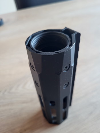 Bild 2 für Ares korte handguard