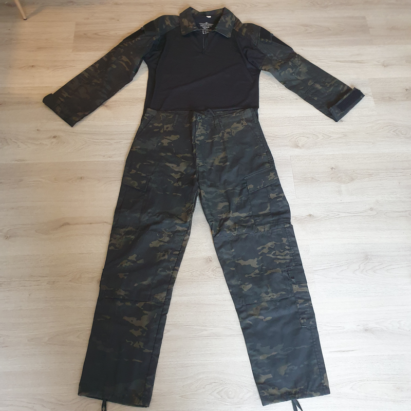 Afbeelding 1 van Invader Gear Multicam Black Kledingset L