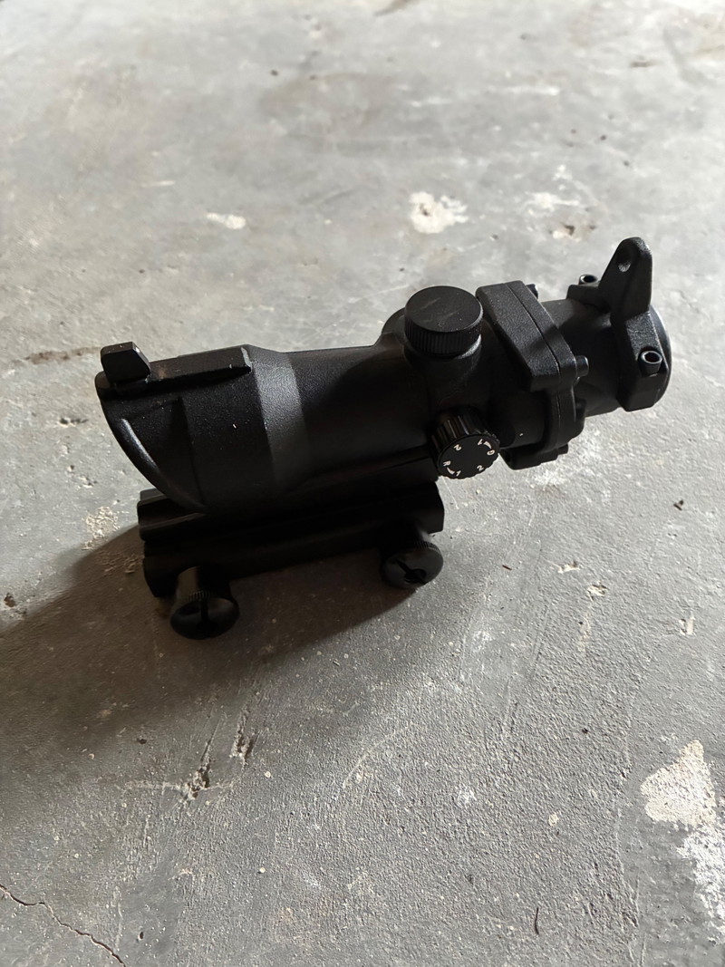 Bild 1 für Réplique optique acog