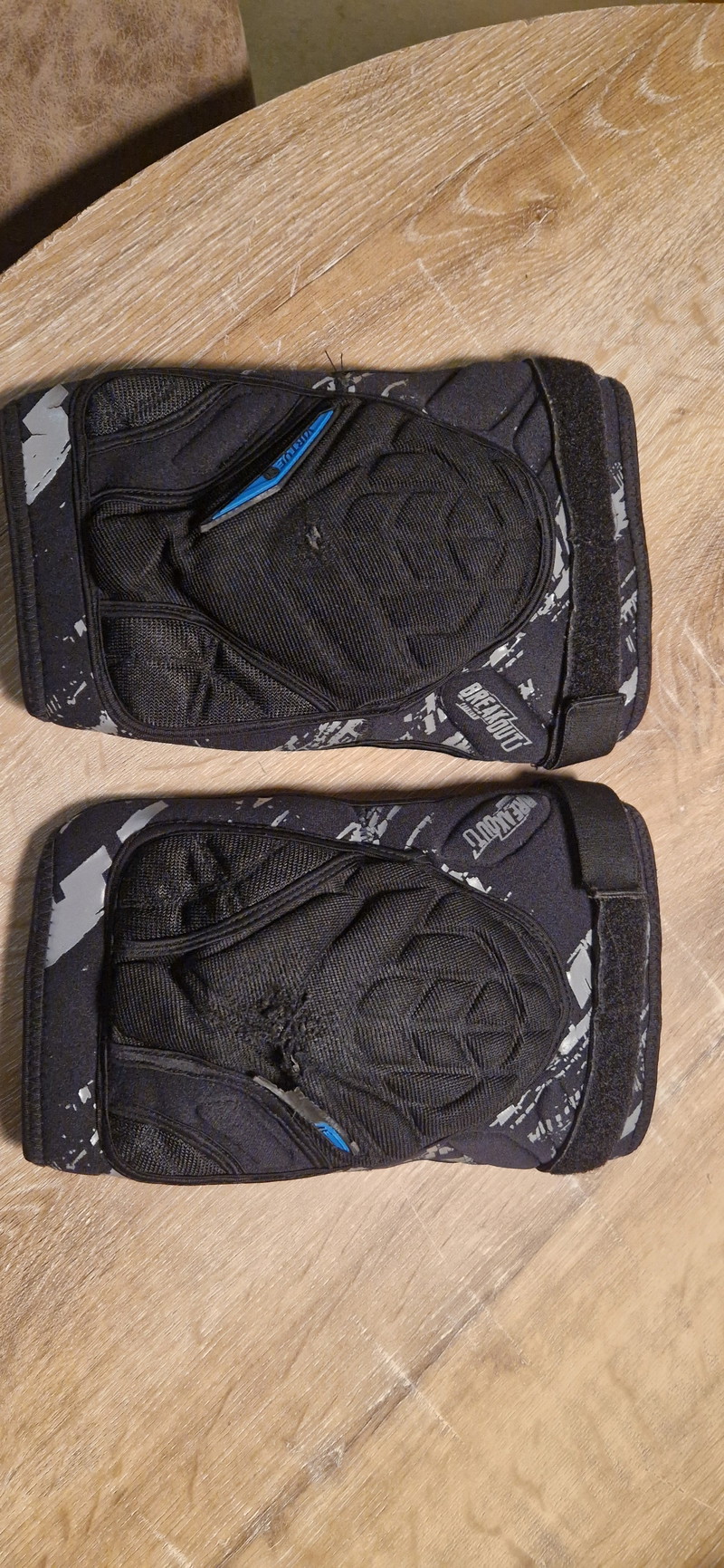 Afbeelding 1 van Virtue Breakout knee pads