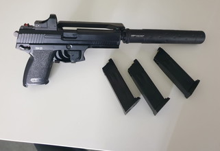 Imagen para Novritsch ssx23 incl red dot, demper, holster en extra magazijnen ( splinternieuw )