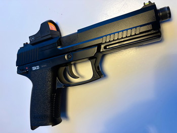 Afbeelding 5 van Novritsch ssx23 incl red dot, demper, holster en extra magazijnen ( splinternieuw )