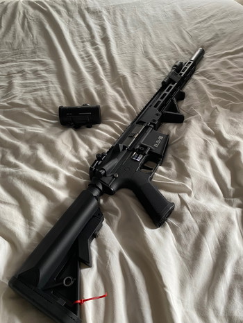 Image 2 for M4 Specna Arms + 6 magazijnen