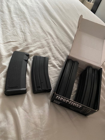 Image 4 for M4 Specna Arms + 6 magazijnen