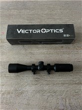 Image pour Matiz Vector Optics 3-9x40 scope