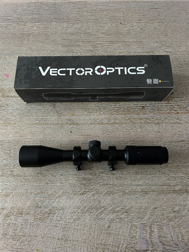 Image 1 for Matiz Vector Optics 3-9x40 scope