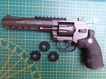 Image 4 for Lot / lotje revolvers en glock 18C met kit